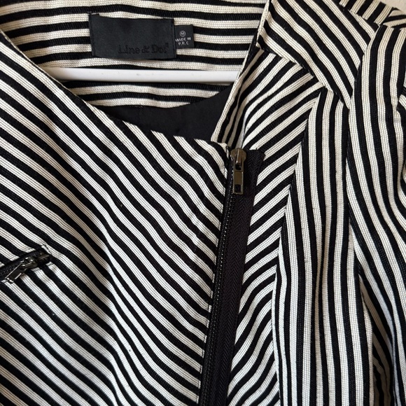 LINE & DOT BLACK & WHITE STRIPED JACKET - Picture 5 of 11